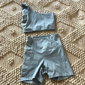 Girlfriend collective light blue set